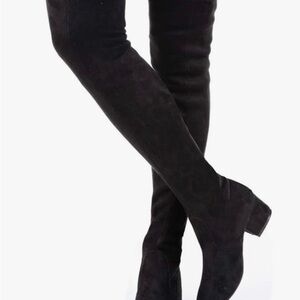 Elegant Black Over-the-Knee Boots